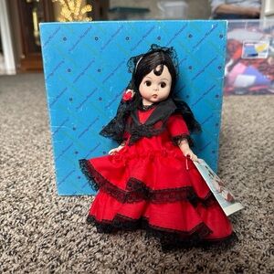 Vintage Madame Alexander Doll Spain #595